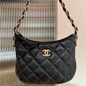 Chanel Black Quilted Shoulder Bag